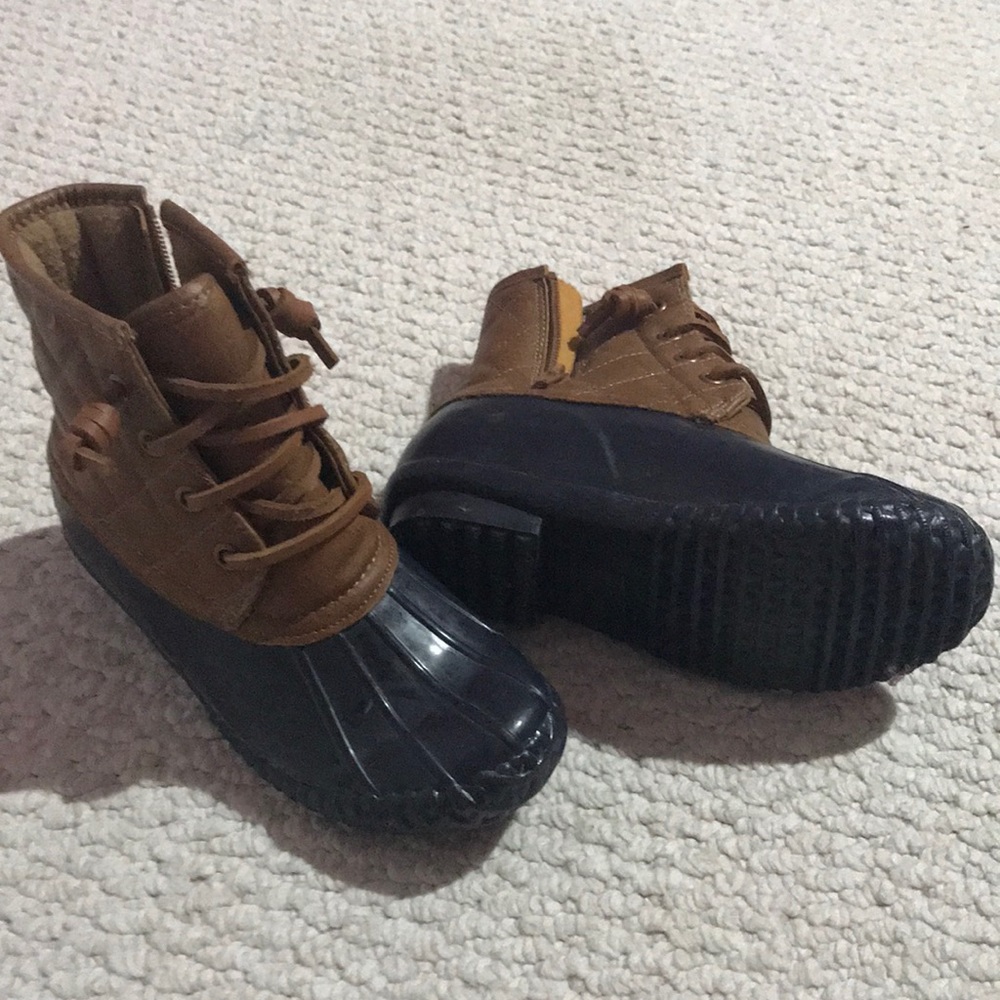 Girls sz 13 Duck boots by Stevies